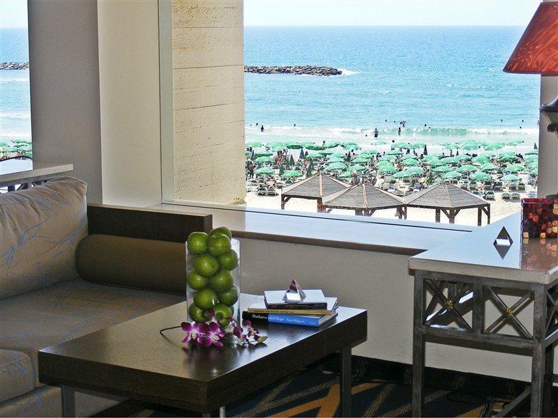 Renaissance Tel Aviv Hotel Pokoj fotografie