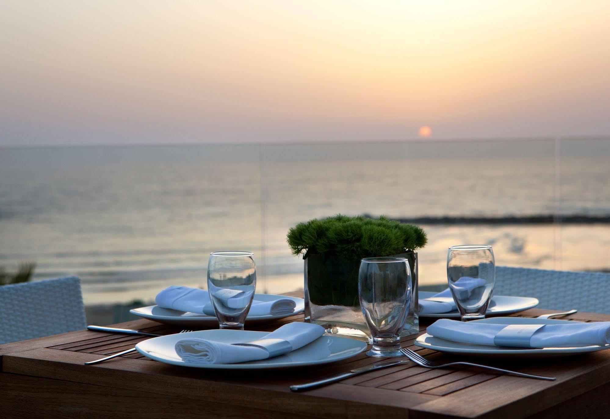 Renaissance Tel Aviv Hotel Exteriér fotografie